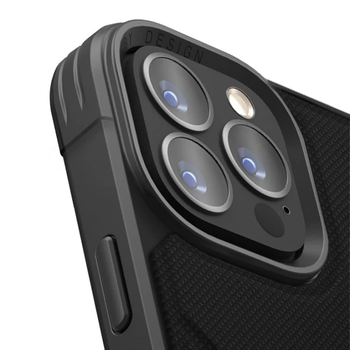 Накладка Uniq для iPhone 15 Pro Max чехол Transforma Black (MagSafe)