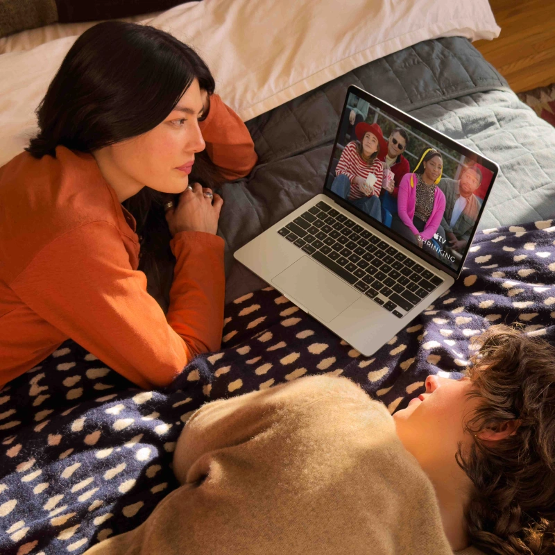 Apple MacBook Air 13" 2026 1Тб Небесно-голубой (MDHK4) (M5, 10C CPU/8C GPU, 24 Гб, 1 Тб SSD). Фото 7