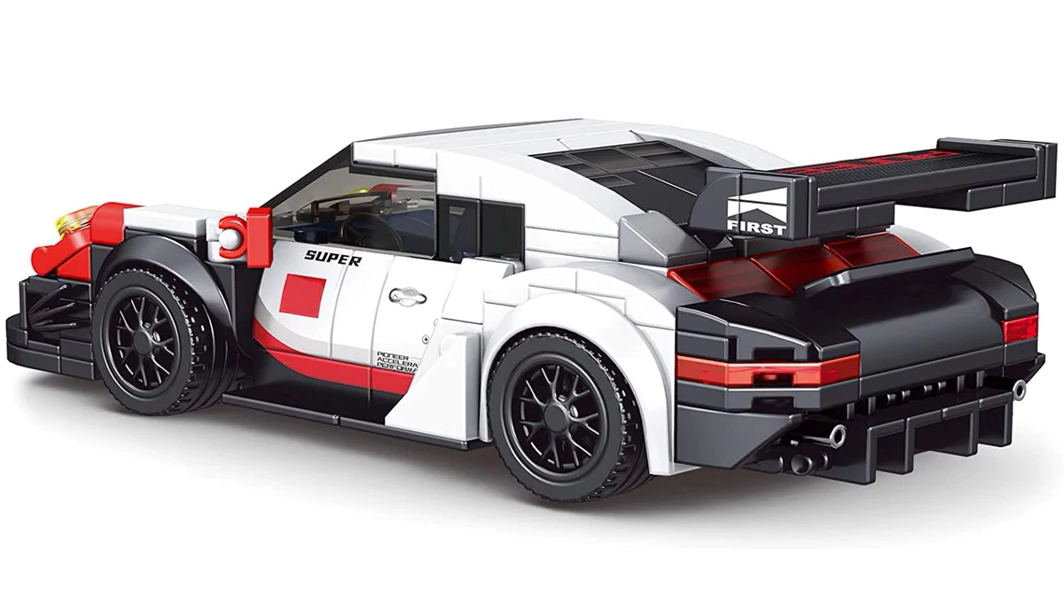 Конструктор Mould King Models 27010. Porsche 911 RSR, 349 деталей. Фото 3