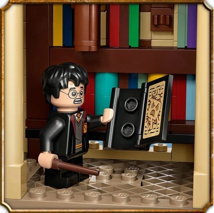 Конструктор LEGO Harry Potter Хогвардс: Кабинет Дамблдора 76402. Фото 6