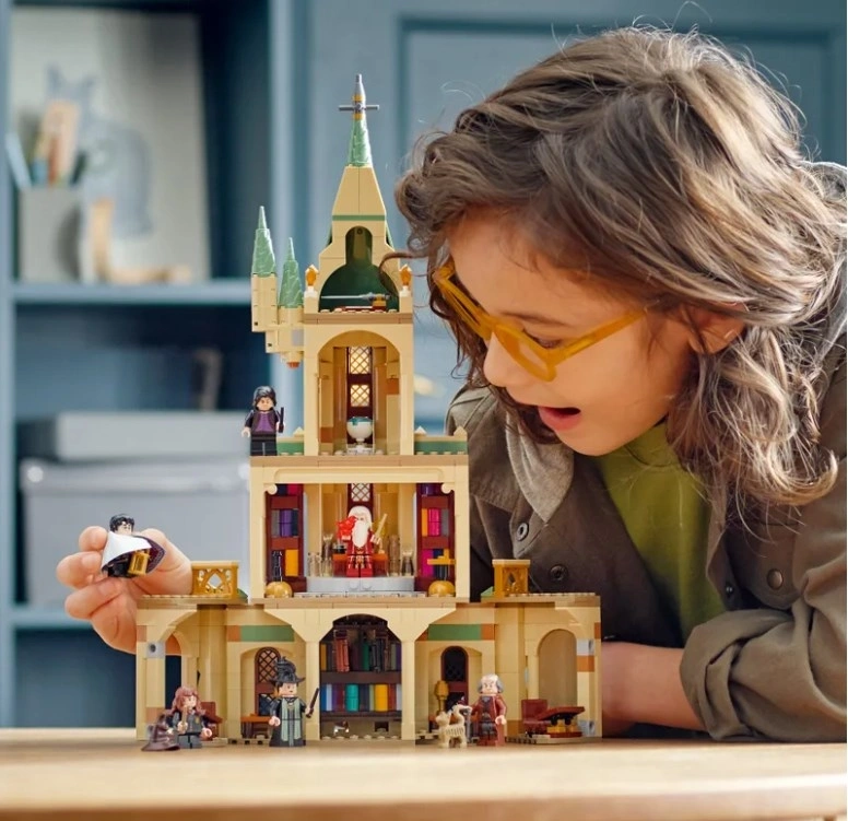 Конструктор LEGO Harry Potter Хогвардс: Кабинет Дамблдора 76402. Фото 13