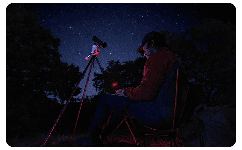 Apple-MacBook-Pro-14-2025-07