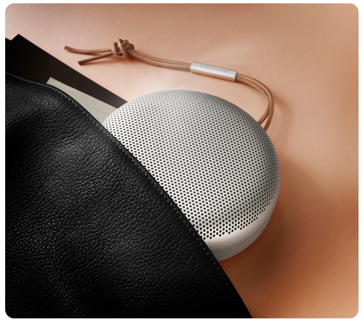 Bang-Olufsen-BeoSound-A1-2nd-Gen-06