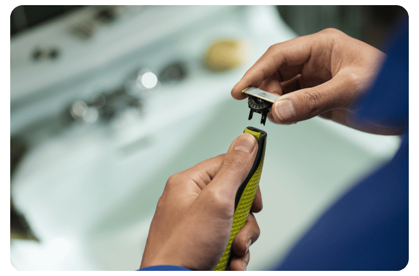 Philips-OneBlade-QP2724-10-09