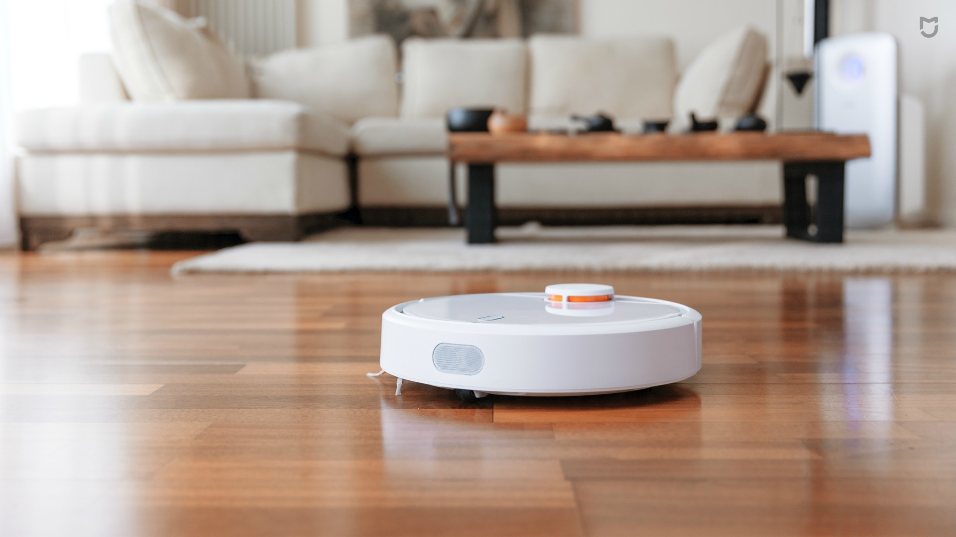 Робот-пылесос Xiaomi Mi Robot Vacuum Cleaner